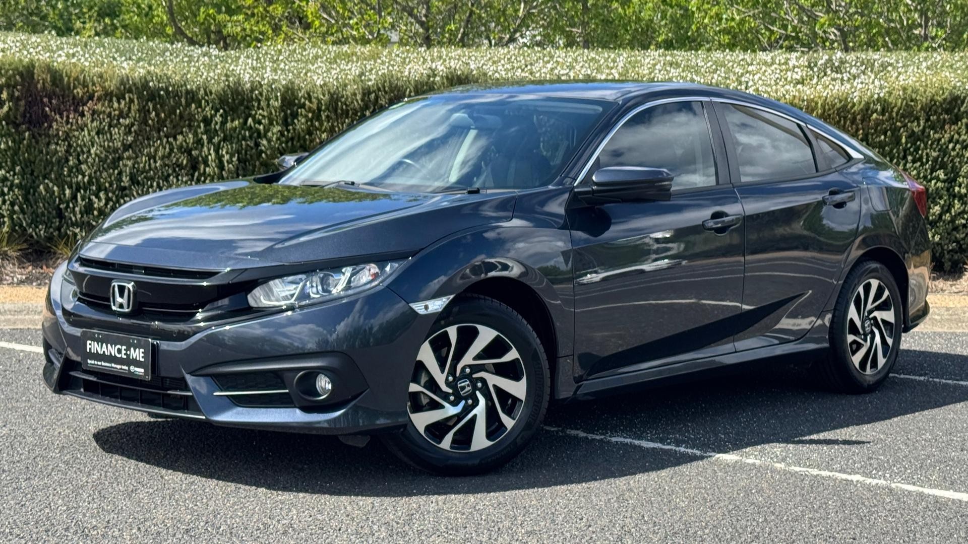 Honda Civic image 2
