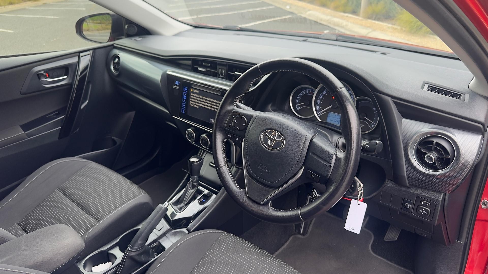 Toyota Corolla image 4
