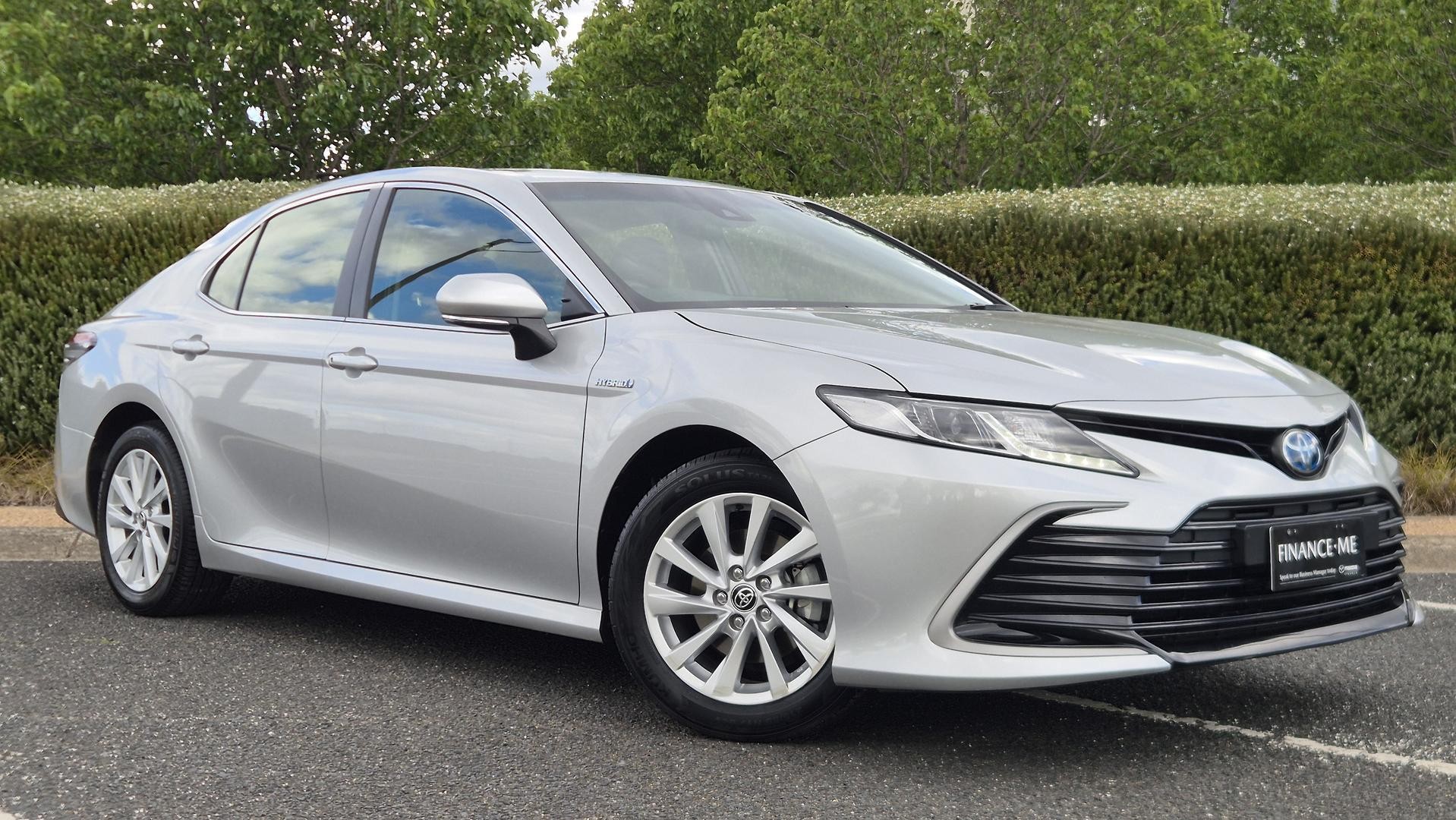 Toyota Camry image 1