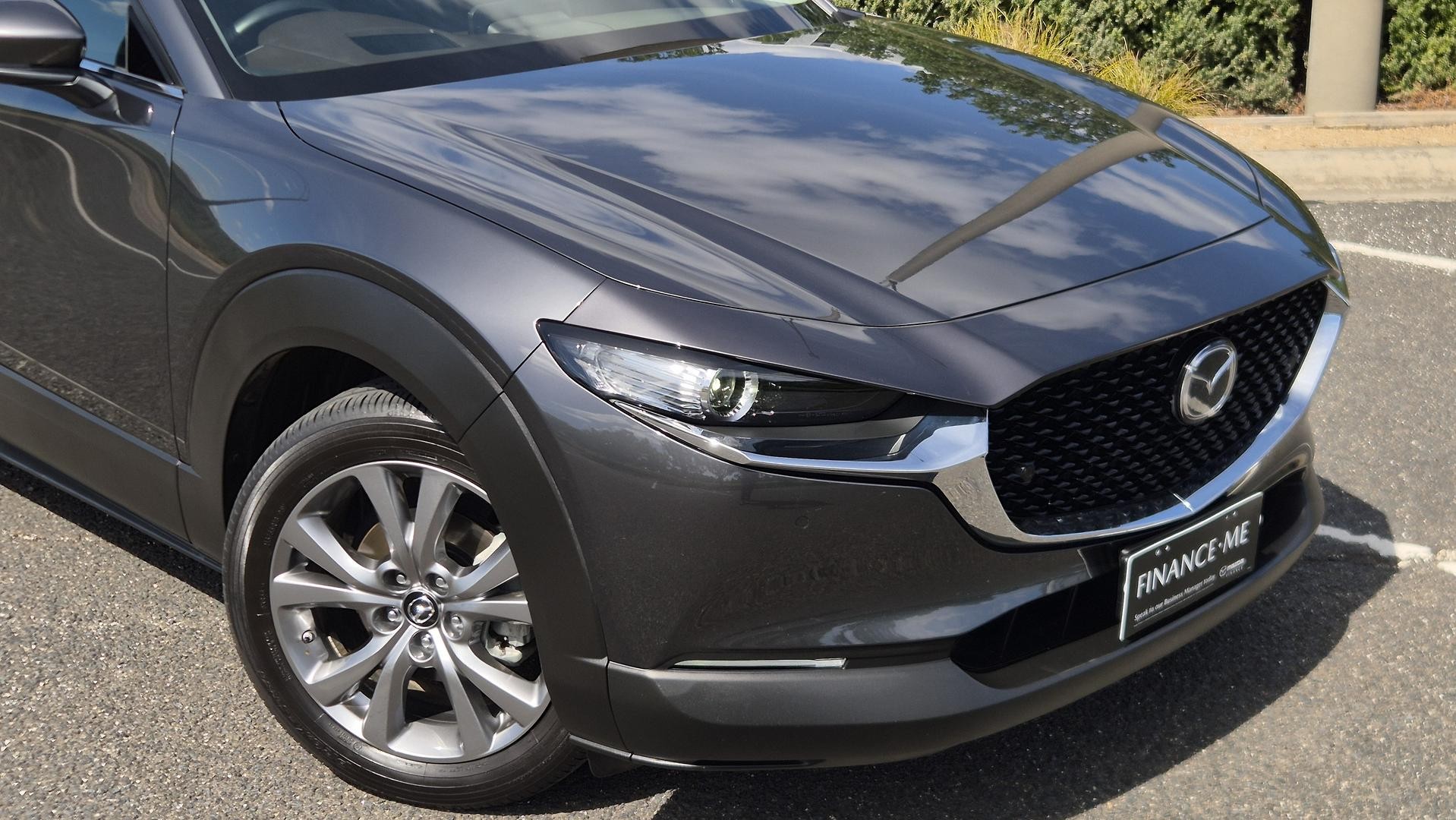 Mazda Cx-30 image 4