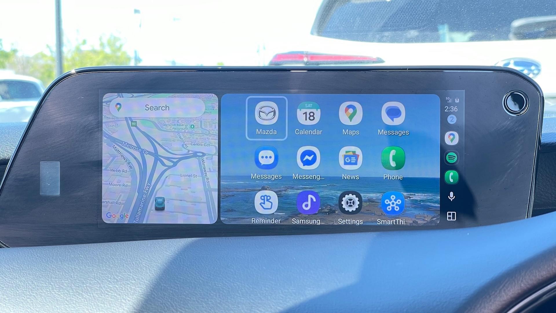 Mazda 3 image 2
