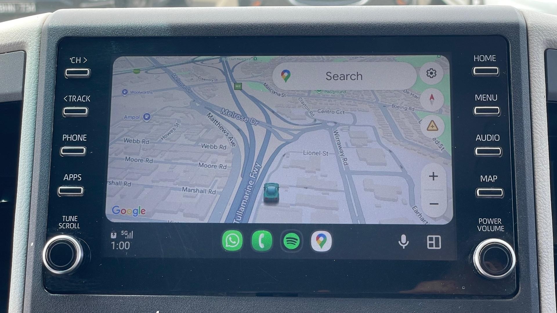 Toyota Hiace image 3