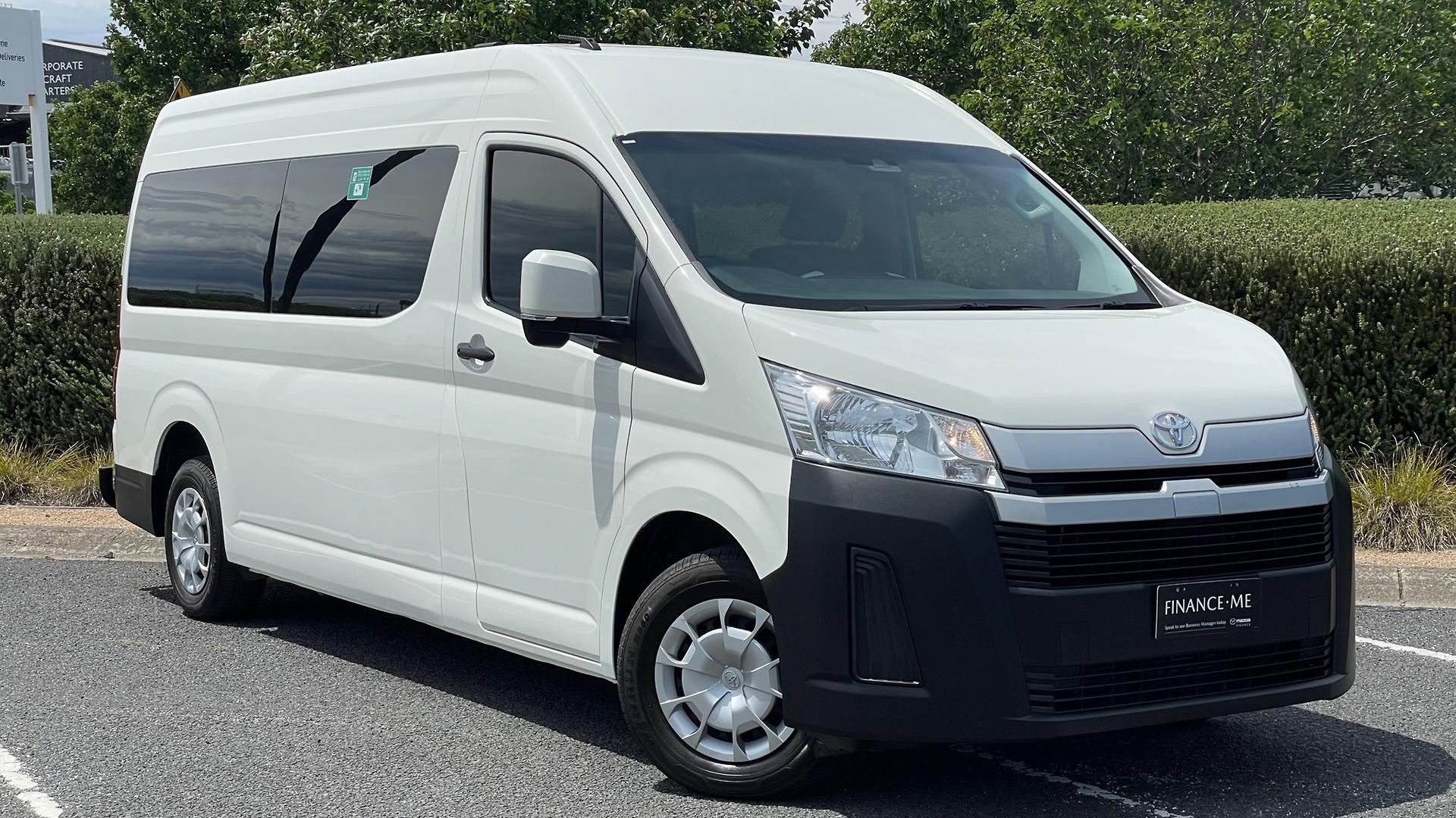 Toyota Hiace image 1