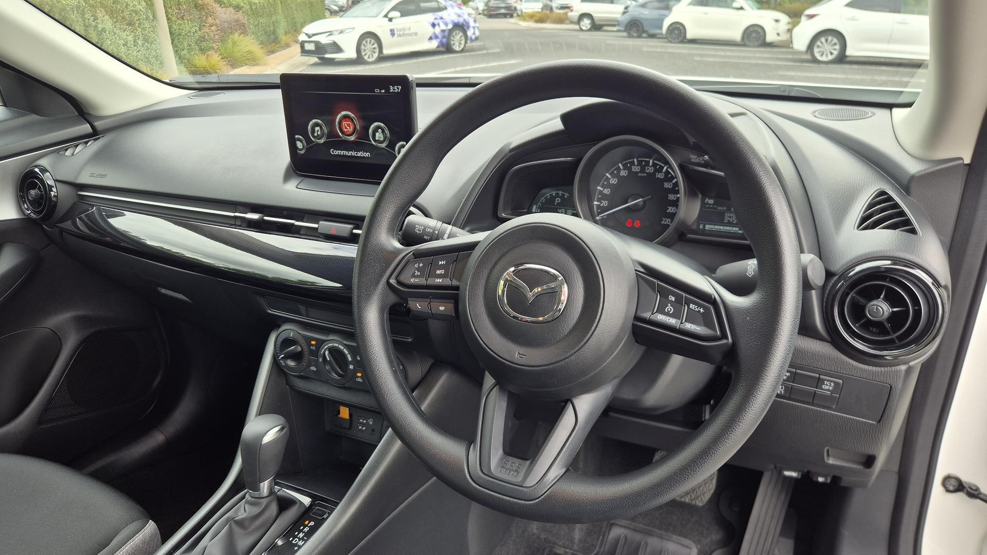 Mazda Cx-3 image 4