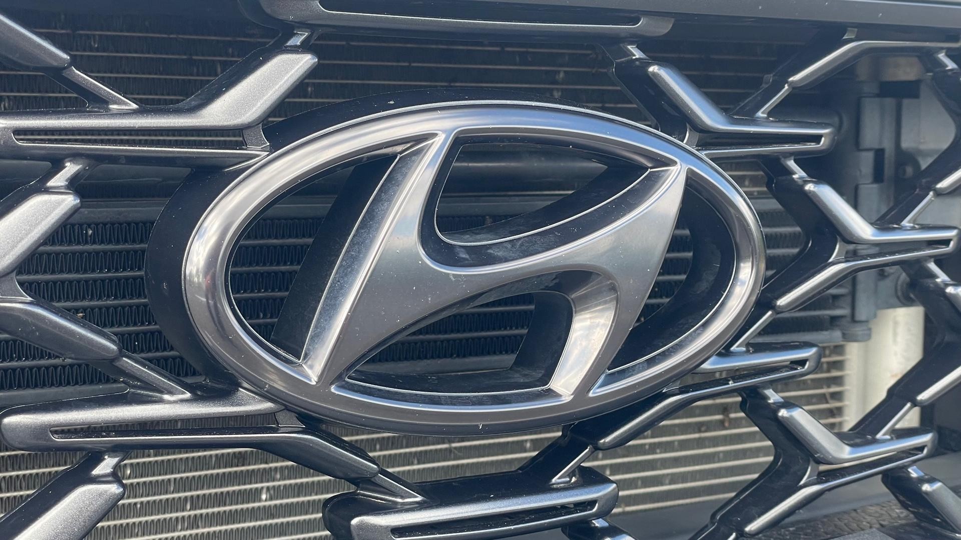 Hyundai Kona image 2