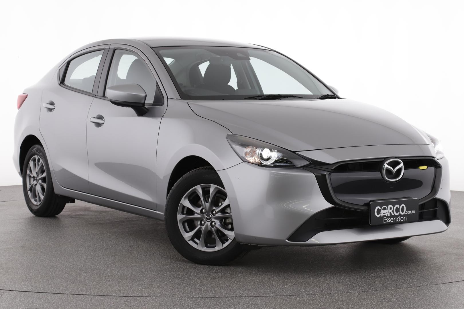 Mazda 2 image 1