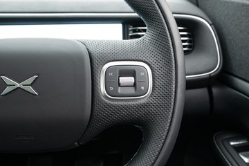 https://dvg-vehicle-assets.s3.amazonaws.com/X1005/8any9dxsyec1g94ipliysznj9.jpg