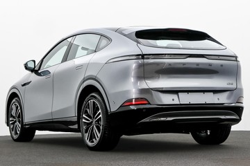 https://dvg-vehicle-assets.s3.amazonaws.com/X1006/6hel7g0vmj8e8a7ddldiqwza1.jpg
