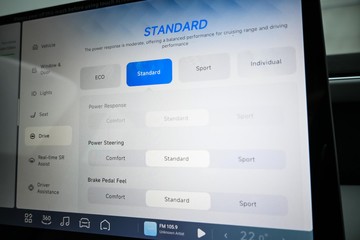 https://dvg-vehicle-assets.s3.amazonaws.com/X1006/d1rruibeqq6u70t01gu7bjunf.jpg