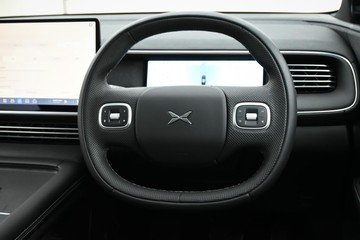 https://dvg-vehicle-assets.s3.amazonaws.com/X1009/aobujtcgxtk13pe507wm2m4tp.jpg