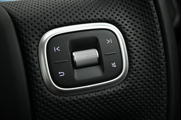 https://dvg-vehicle-assets.s3.amazonaws.com/X1009/at7u9253f2az40an7eo0zh15v.jpg