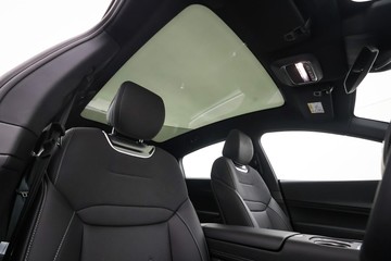 https://dvg-vehicle-assets.s3.amazonaws.com/X1011/auvcjekm3miad6rp8g8rxy4yr.jpg