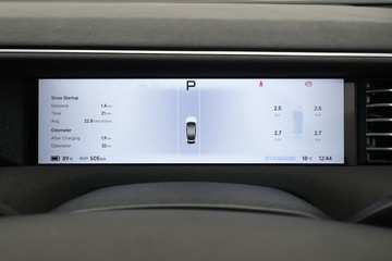 https://dvg-vehicle-assets.s3.amazonaws.com/X1018/65z0rnnjyqz47703m9ig26v3x.jpg