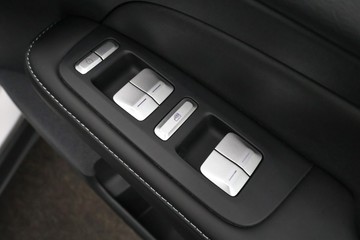 https://dvg-vehicle-assets.s3.amazonaws.com/X1018/ce621g2kjl2l388rqa080lr9c.jpg