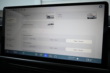 https://dvg-vehicle-assets.s3.amazonaws.com/X1020/agi5eifclxje4kbjl945z3ppt.jpg