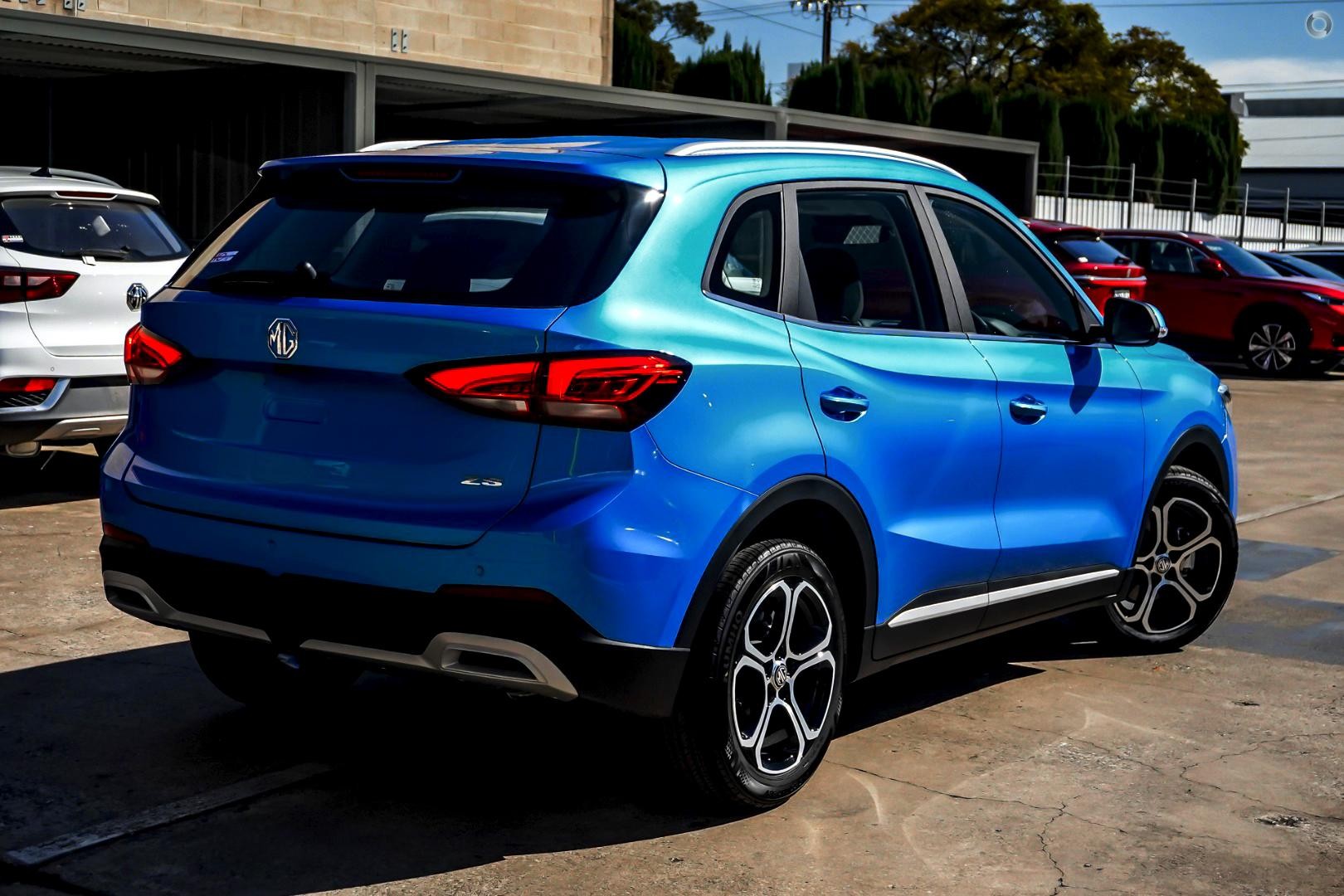 MG Zs image 4