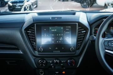 https://vehicle-cdn.autoleague.cloud/14189_950268171_11.jpg