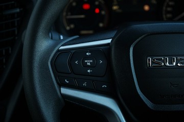 https://vehicle-cdn.autoleague.cloud/14189_950268171_14.jpg