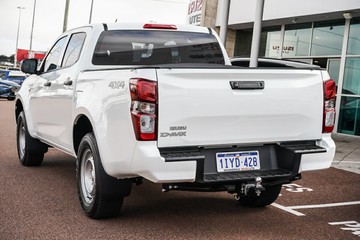 https://vehicle-cdn.autoleague.cloud/14189_950268184_6.jpg