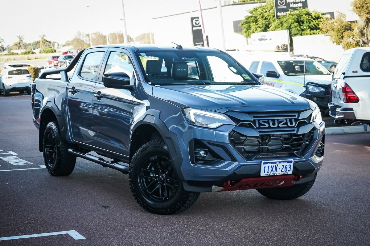 Isuzu D-max image 1