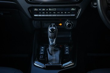 https://vehicle-cdn.autoleague.cloud/14189_950343106_14.jpg