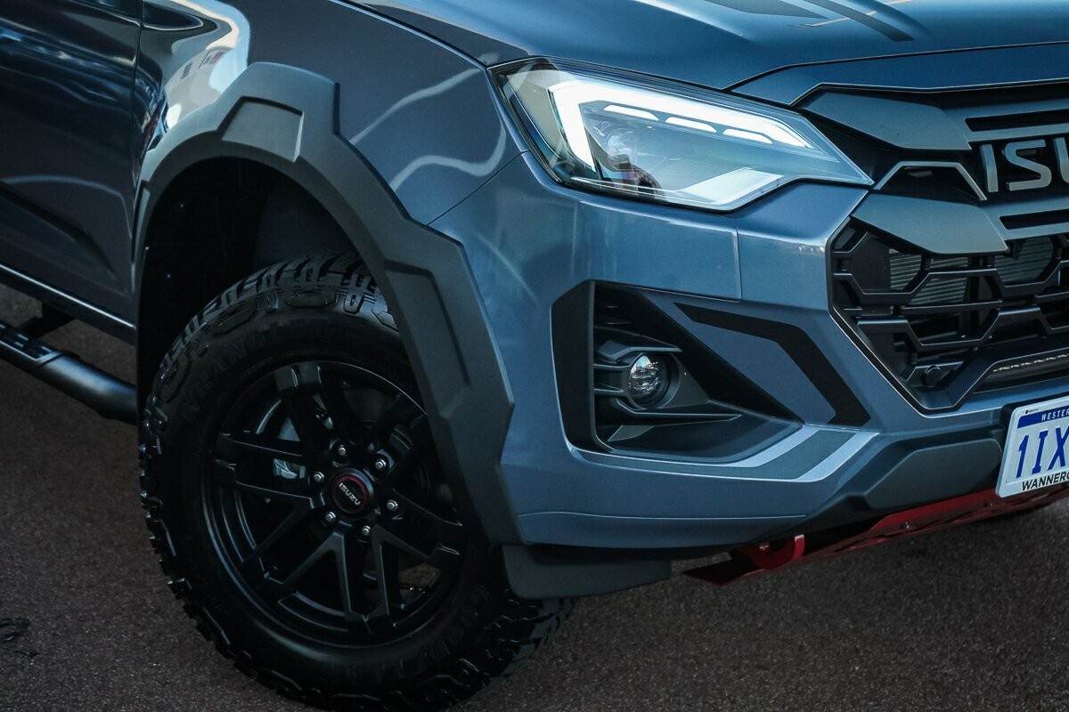 Isuzu D-max image 2
