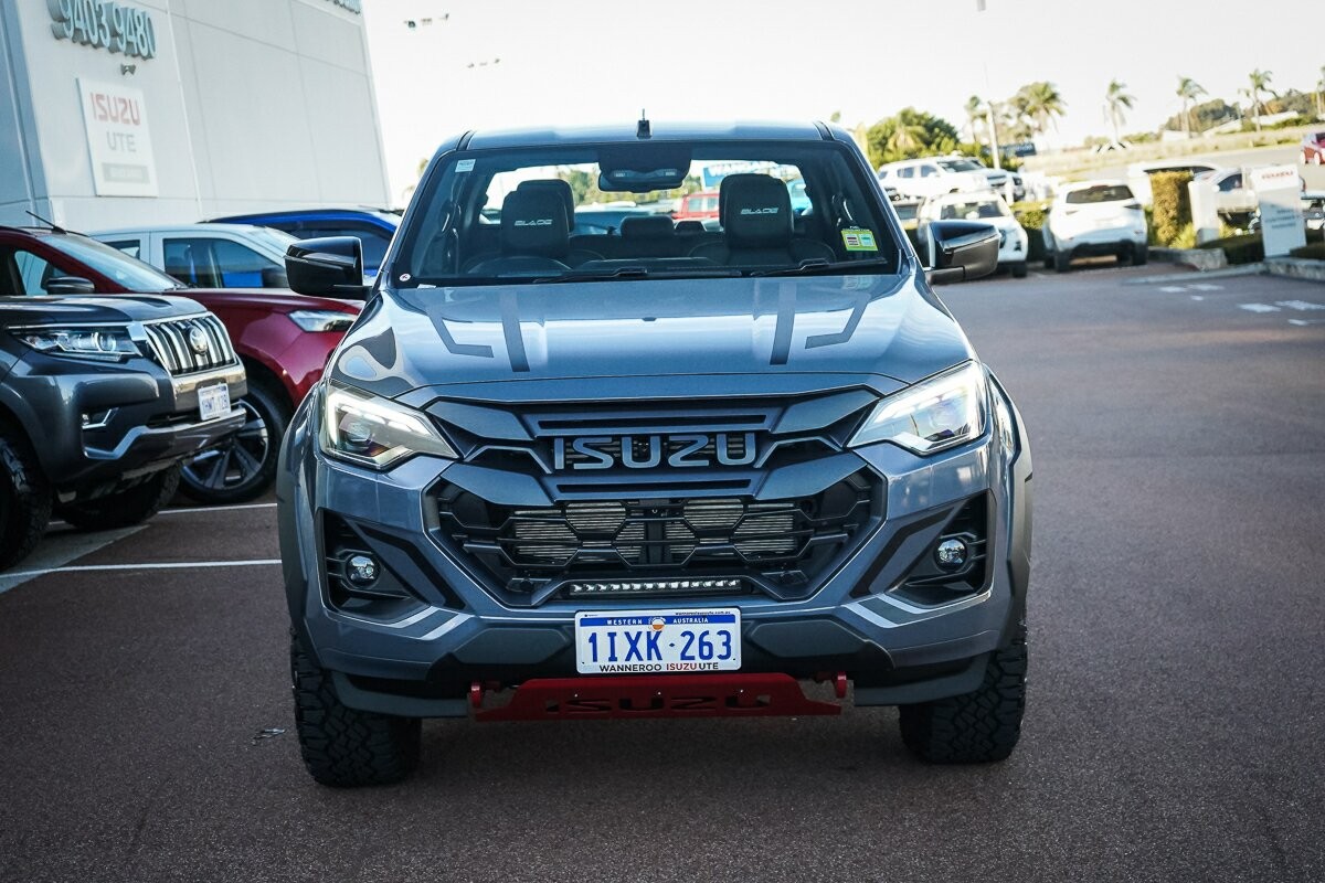 Isuzu D-max image 3
