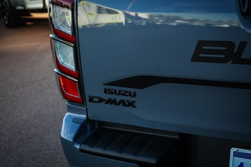 https://vehicle-cdn.autoleague.cloud/14189_950343106_8.jpg