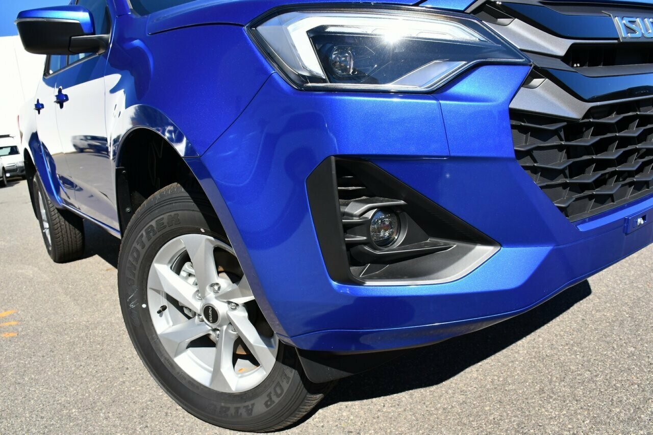 Isuzu D-max image 2
