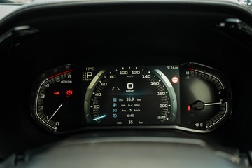 https://vehicle-cdn.autoleague.cloud/14189_950444263_19.jpg