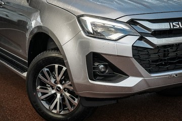 https://vehicle-cdn.autoleague.cloud/14189_950444263_2.jpg