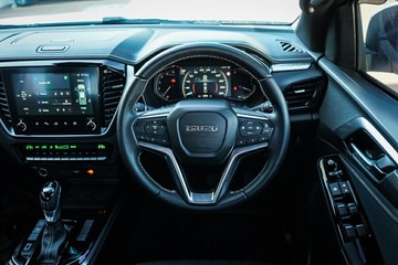 https://vehicle-cdn.autoleague.cloud/14189_950528851_14.jpg
