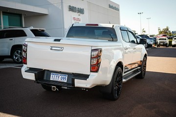https://vehicle-cdn.autoleague.cloud/14189_950528851_8.jpg