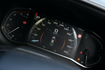 https://vehicle-cdn.autoleague.cloud/14189_950630315_11.jpg