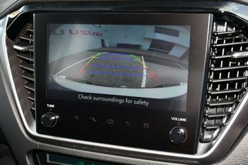 https://vehicle-cdn.autoleague.cloud/14189_950630315_12.jpg