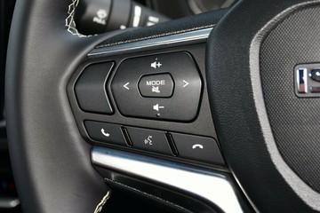 https://vehicle-cdn.autoleague.cloud/14189_950630315_14.jpg