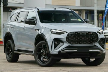 https://vehicle-cdn.autoleague.cloud/14189_960071085_1.jpg