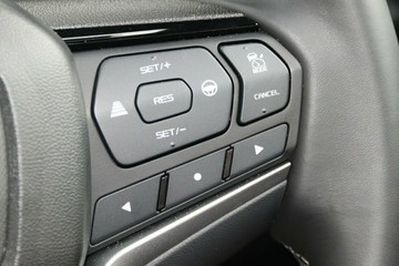 https://vehicle-cdn.autoleague.cloud/14189_960071085_15.jpg