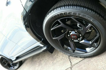 https://vehicle-cdn.autoleague.cloud/14189_960071085_4.jpg