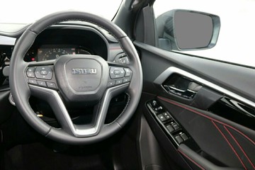 https://vehicle-cdn.autoleague.cloud/14189_960071085_6.jpg