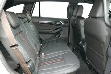 https://vehicle-cdn.autoleague.cloud/14189_960071085_7.jpg
