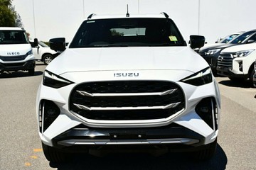 https://vehicle-cdn.autoleague.cloud/14189_960071620_17.jpg