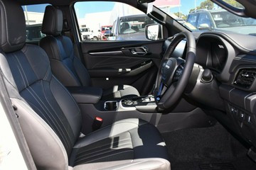 https://vehicle-cdn.autoleague.cloud/14189_960071620_9.jpg