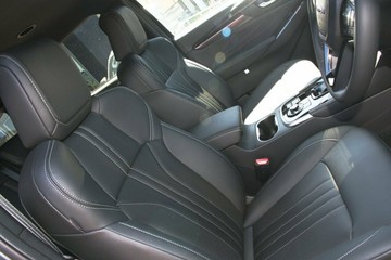 https://vehicle-cdn.autoleague.cloud/14189_960071629_10.jpg