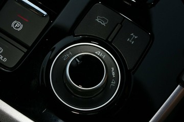 https://vehicle-cdn.autoleague.cloud/14189_960071629_16.jpg