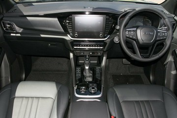 https://vehicle-cdn.autoleague.cloud/14189_960071629_6.jpg