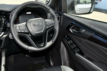 https://vehicle-cdn.autoleague.cloud/14189_960071655_7.jpg