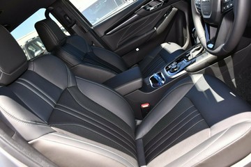 https://vehicle-cdn.autoleague.cloud/14189_960071659_11.jpg