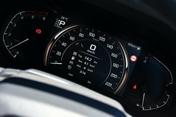 https://vehicle-cdn.autoleague.cloud/14189_960071659_12.jpg
