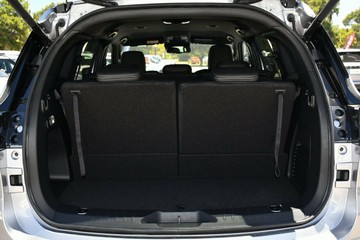 https://vehicle-cdn.autoleague.cloud/14189_960071659_19.jpg